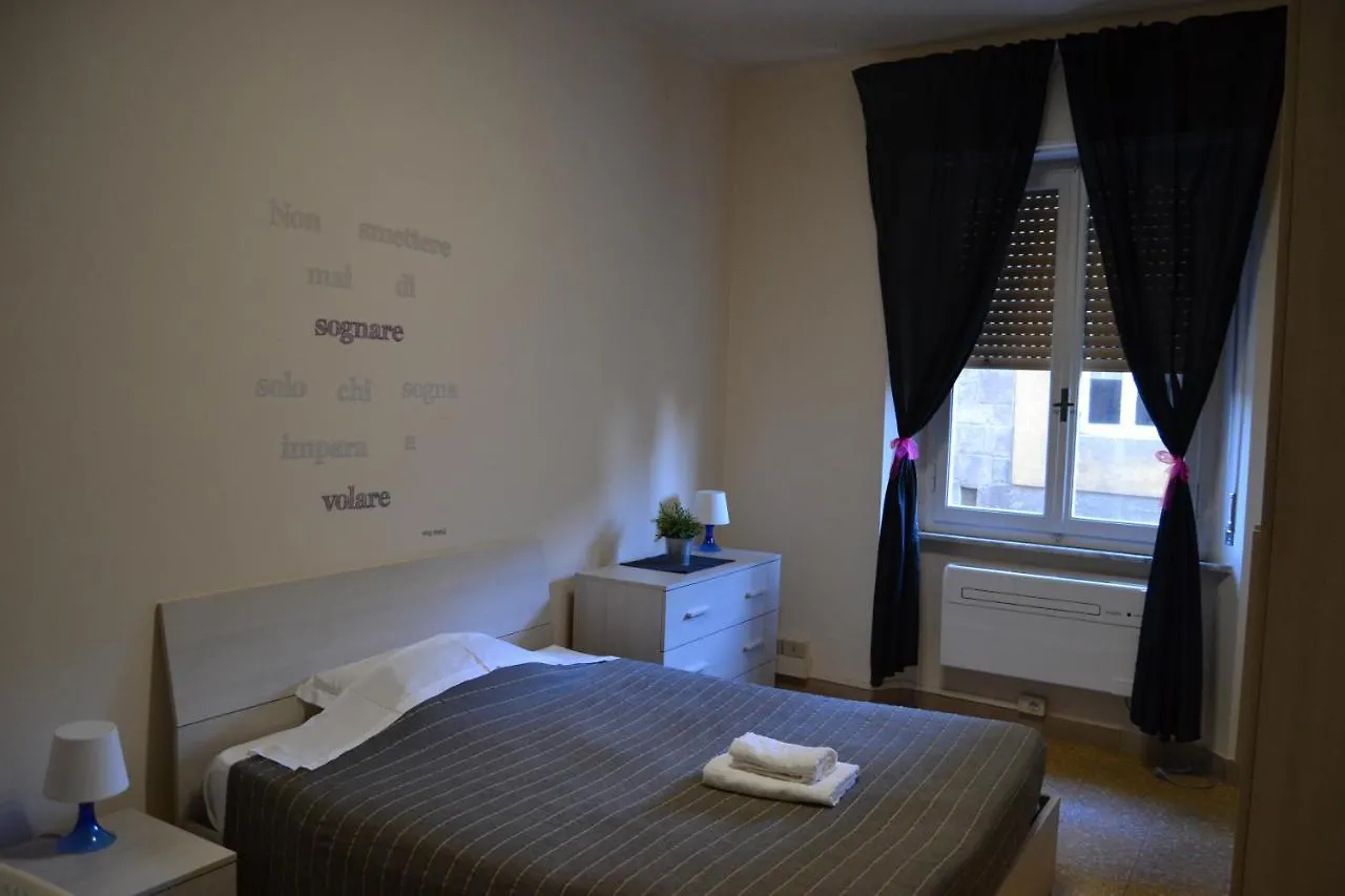You & Me Bed & Breakfast Pisa 0*,  إيطاليا