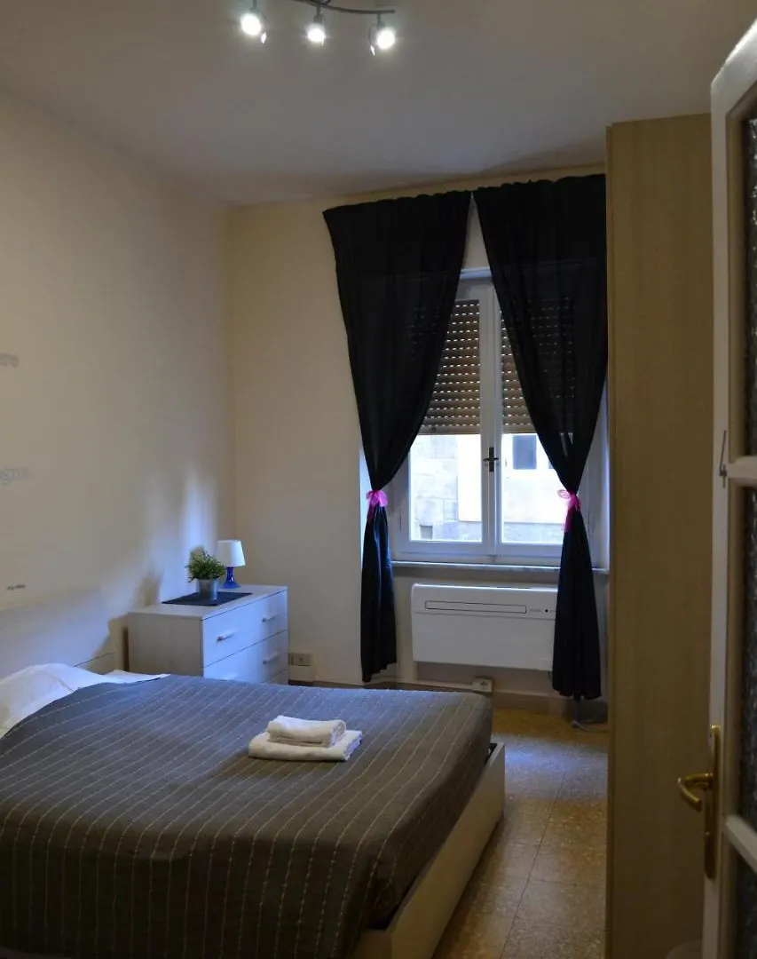 You & Me Bed & Breakfast Pisa بيت ضيافة