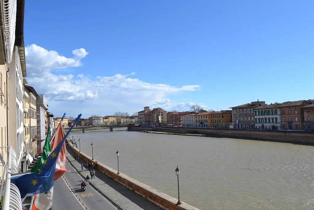 You & Me Pisa 0*,