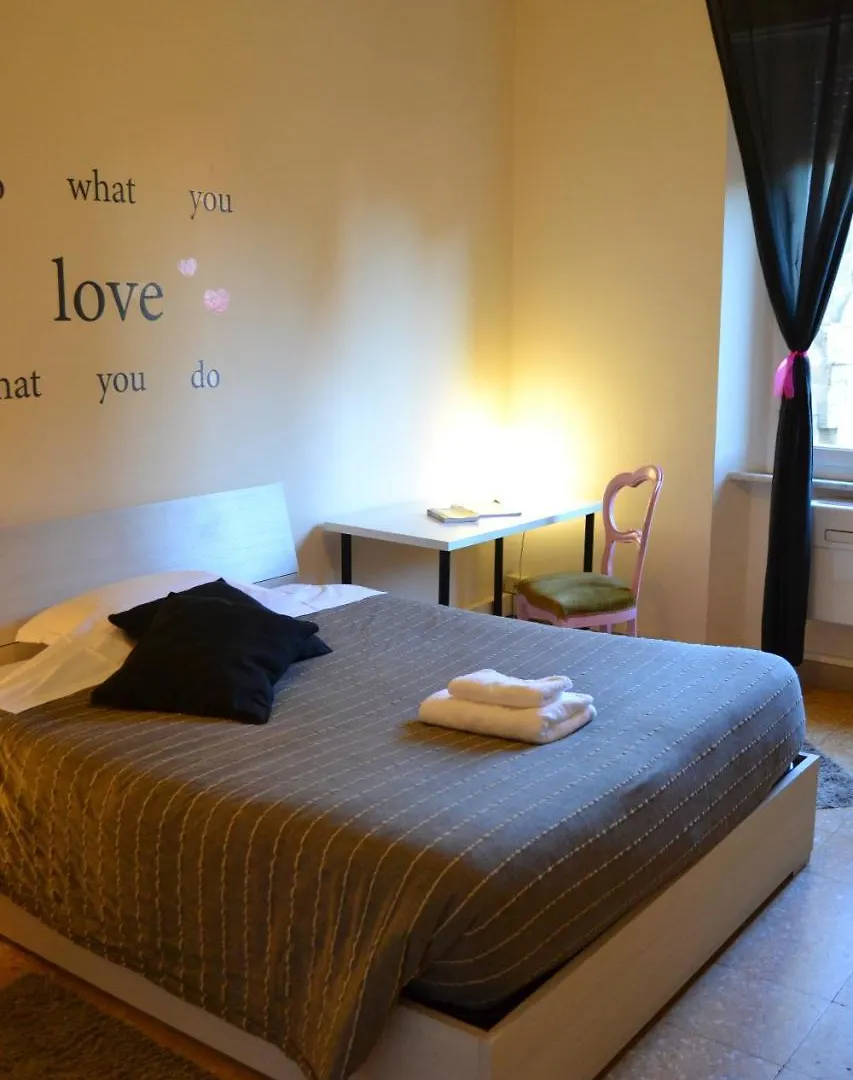 You & Me Pisa Gasthof